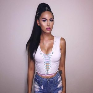Noa, 47 ans, Strasbourgeoise curieuse Noa - rencontre-MILF-Strasbourg