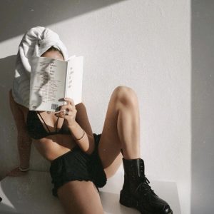 30 ans dans le miroir aujourd’hui… cherche ton reflet Luna - rencontre-Trans-Villeurbanne